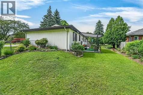 511 Fiddler's Green Road Ancaster ON L9G 1X3