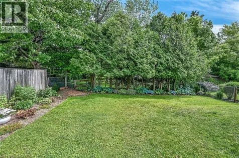 511 Fiddler's Green Road Ancaster ON L9G 1X3