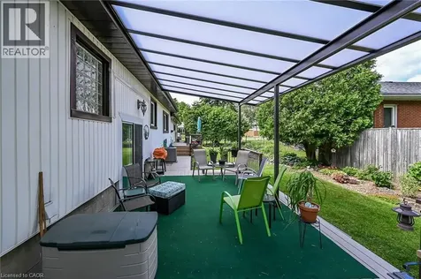 511 Fiddler's Green Road Ancaster ON L9G 1X3