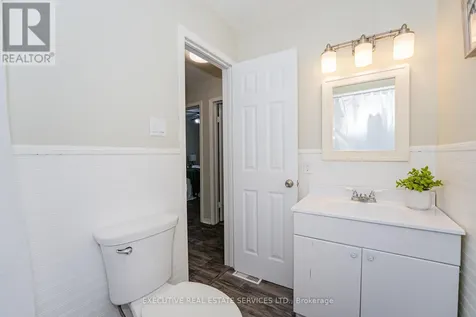 77 Overlea Drive Kitchener ON N2M 1S9