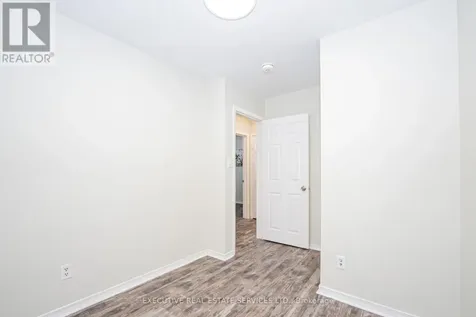 77 Overlea Drive Kitchener ON N2M 1S9