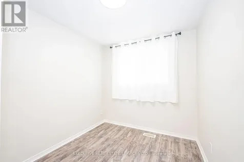 77 Overlea Drive Kitchener ON N2M 1S9