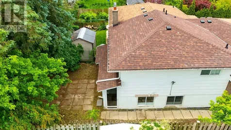 77 Overlea Drive Kitchener ON N2M 1S9