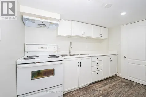 77 Overlea Drive Kitchener ON N2M 1S9