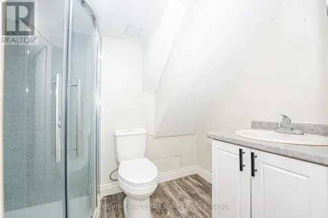 77 Overlea Drive Kitchener ON N2M 1S9