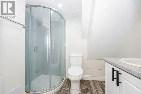 77 Overlea Drive Kitchener ON N2M 1S9