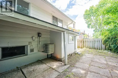 77 Overlea Drive Kitchener ON N2M 1S9