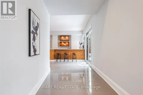 125 Craigmore Crescent Blue Mountains ON L9Y 0N6