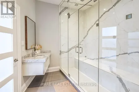 125 Craigmore Crescent Blue Mountains ON L9Y 0N6
