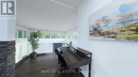 125 Craigmore Crescent Blue Mountains ON L9Y 0N6