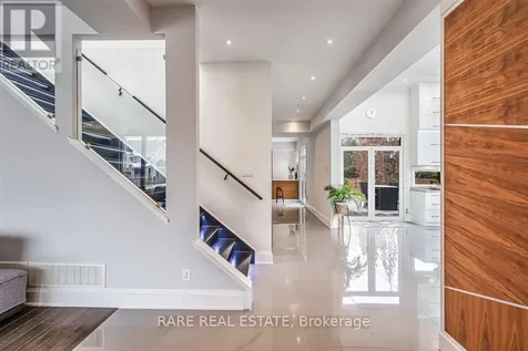 125 Craigmore Crescent Blue Mountains ON L9Y 0N6