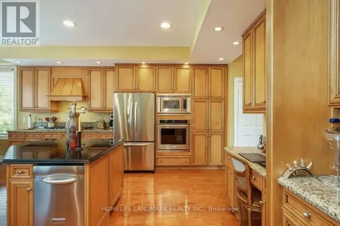 6 Sunny Ridge Trail Clarington ON L0B 1J0