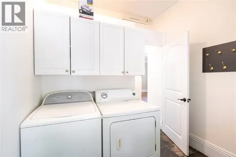 156 Queen Street Sarnia ON N7T 2R1