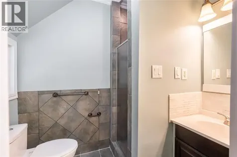 156 Queen Street Sarnia ON N7T 2R1