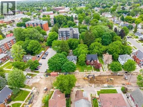 156 Queen Street Sarnia ON N7T 2R1