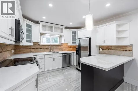 156 Queen Street Sarnia ON N7T 2R1