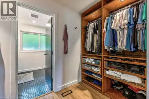 65 Lang Crescent Waterloo ON N2K 1P4