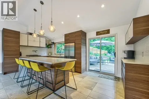 65 Lang Crescent Waterloo ON N2K 1P4