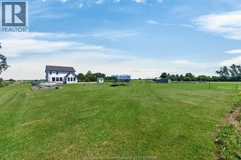 2511 County Road 12 Essex ON N8M 2X6