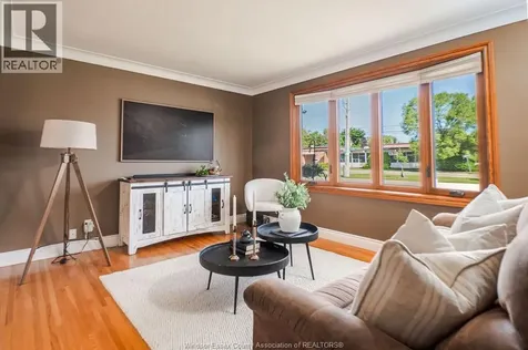 1995 Labelle Windsor ON N9E 1B5