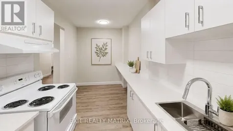 408 Miranda Private Ottawa ON K1K 3Y2