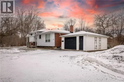 598 Mapledale Avenue London ON N5X 2B8