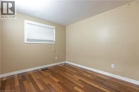 598 Mapledale Avenue London ON N5X 2B8