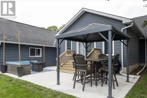 374 West Gore Street Stratford ON N5A 1L1