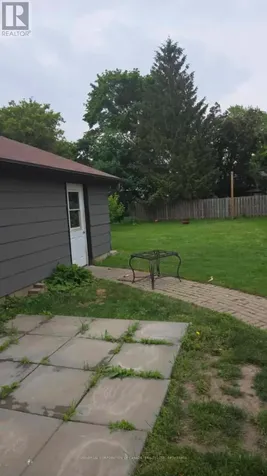 15 St.andrew Street Aylmer ON N5H 2M9