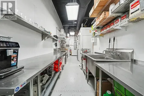 5556 Manotick Main Street Ottawa ON K4M 1A4