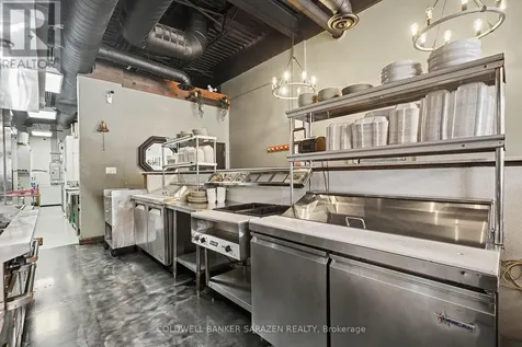 5556 Manotick Main Street Ottawa ON K4M 1A4