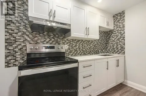 1859 Belcourt Boulevard Ottawa ON K1C 4N3