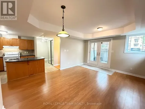 236 Paseo Private Ottawa ON K2G 4N7