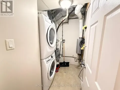 236 Paseo Private Ottawa ON K2G 4N7