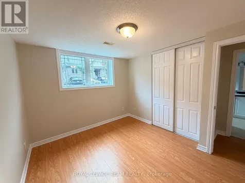236 Paseo Private Ottawa ON K2G 4N7