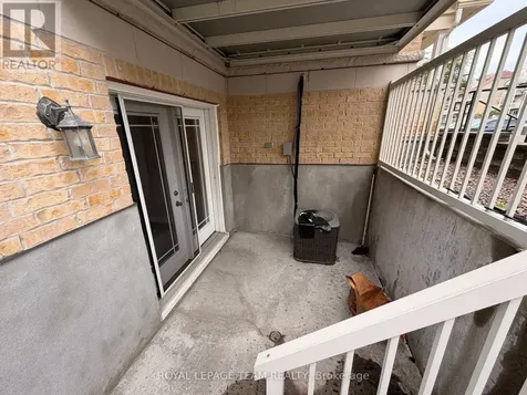 236 Paseo Private Ottawa ON K2G 4N7