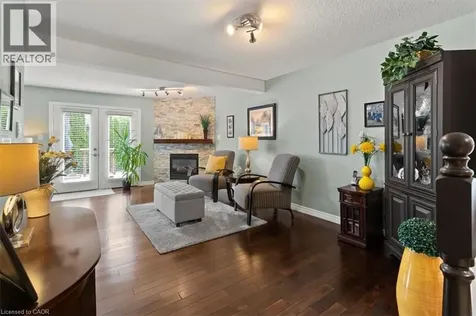 40 Bridgette Drive Hamilton ON L9A 5J8
