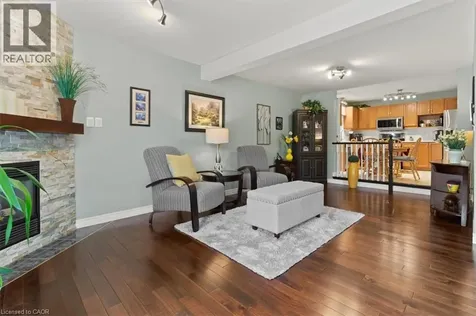 40 Bridgette Drive Hamilton ON L9A 5J8