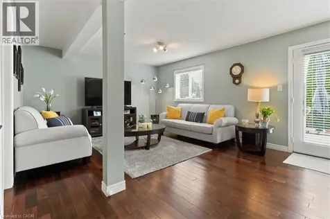 40 Bridgette Drive Hamilton ON L9A 5J8