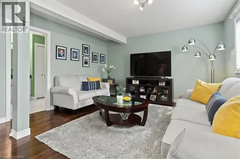 40 Bridgette Drive Hamilton ON L9A 5J8