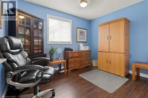 40 Bridgette Drive Hamilton ON L9A 5J8