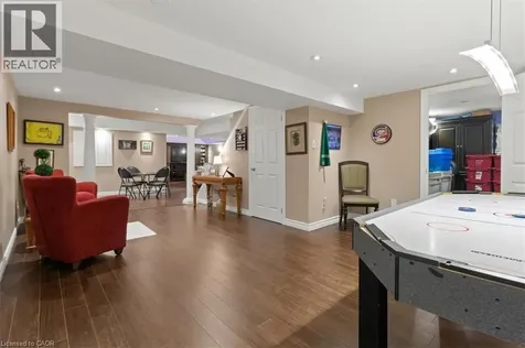 40 Bridgette Drive Hamilton ON L9A 5J8