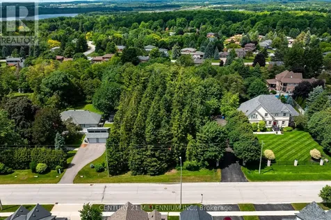 24 Buena Vista Drive Mono ON L9W 5K8