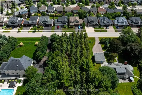 24 Buena Vista Drive Mono ON L9W 5K8