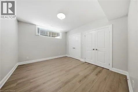 6 Beckett Drive Brantford ON N3T 6E5