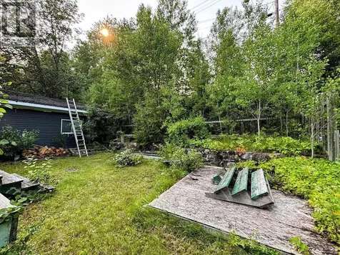 2 Essa Place Manitouwadge ON P0T 2C0