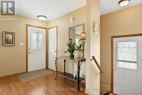 25 Rodney Crescent St. Thomas ON N5R 6E1