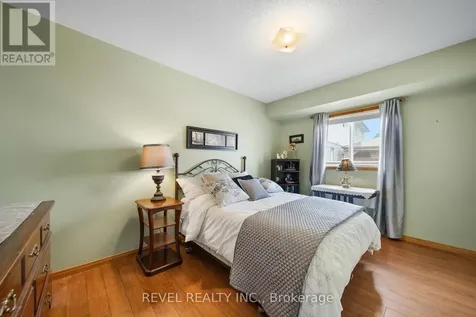 25 Rodney Crescent St. Thomas ON N5R 6E1