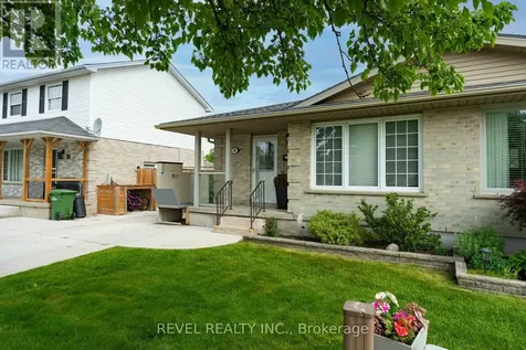 25 Rodney Crescent St. Thomas ON N5R 6E1