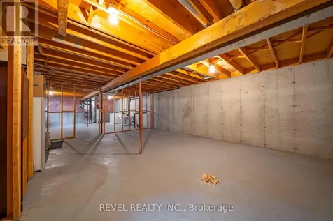 25 Rodney Crescent St. Thomas ON N5R 6E1